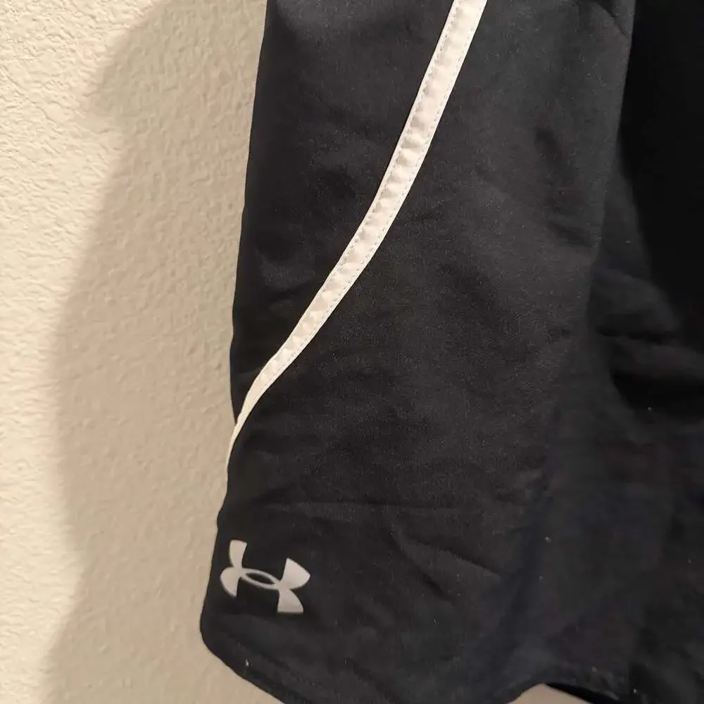 Under Armour Women's Fly-By 2.0 Running Shorts Black XL - Picture 2 of 4